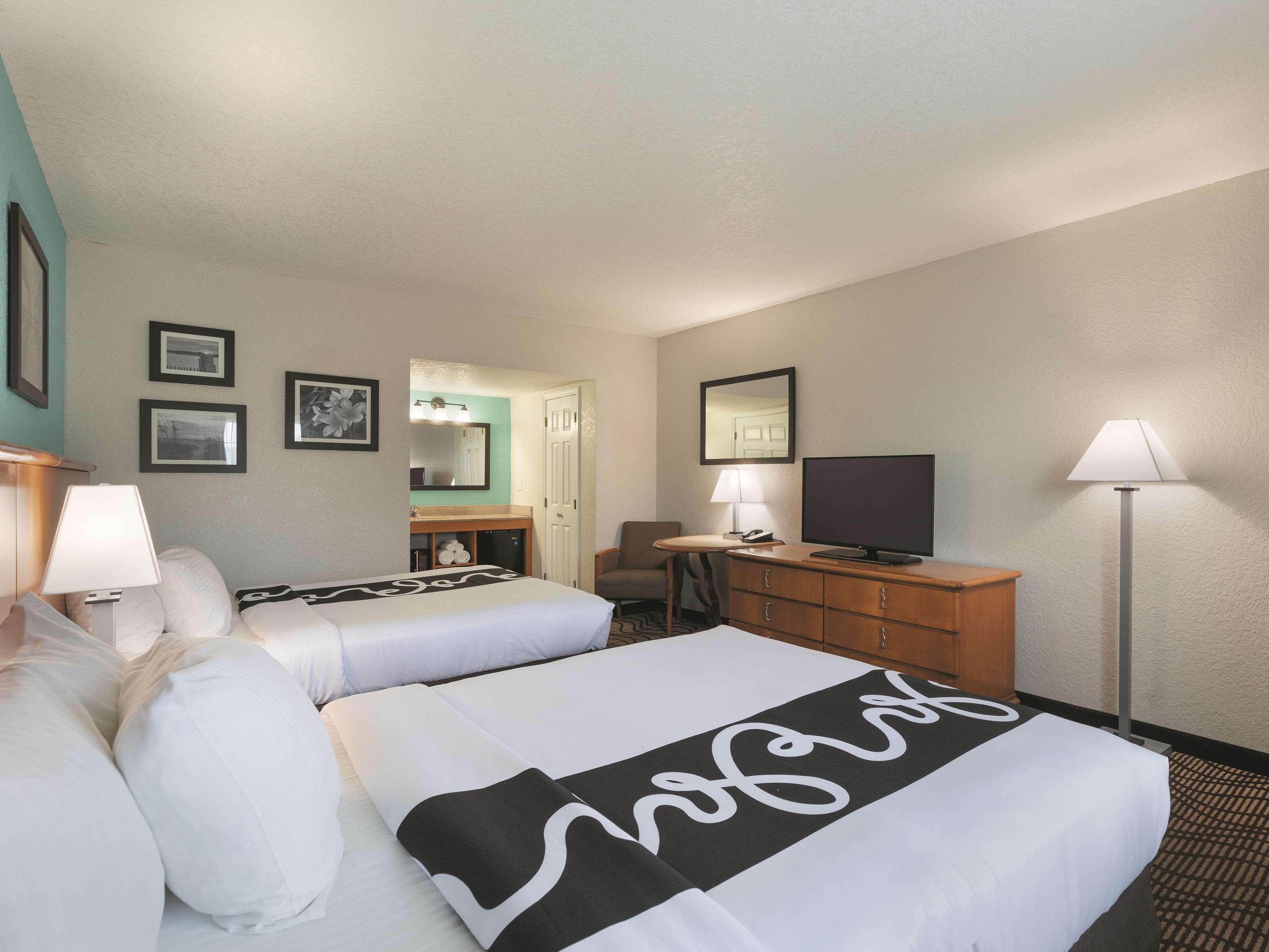 La Quinta Inn By Wyndham Cocoa Beach-Port Canaveral Екстер'єр фото