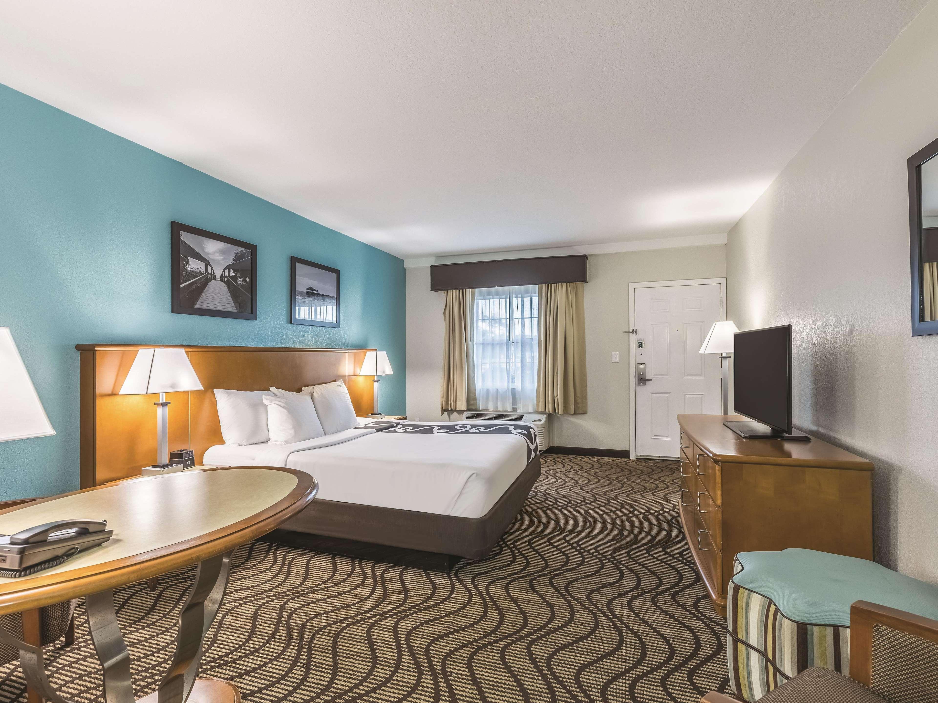 La Quinta Inn By Wyndham Cocoa Beach-Port Canaveral Екстер'єр фото