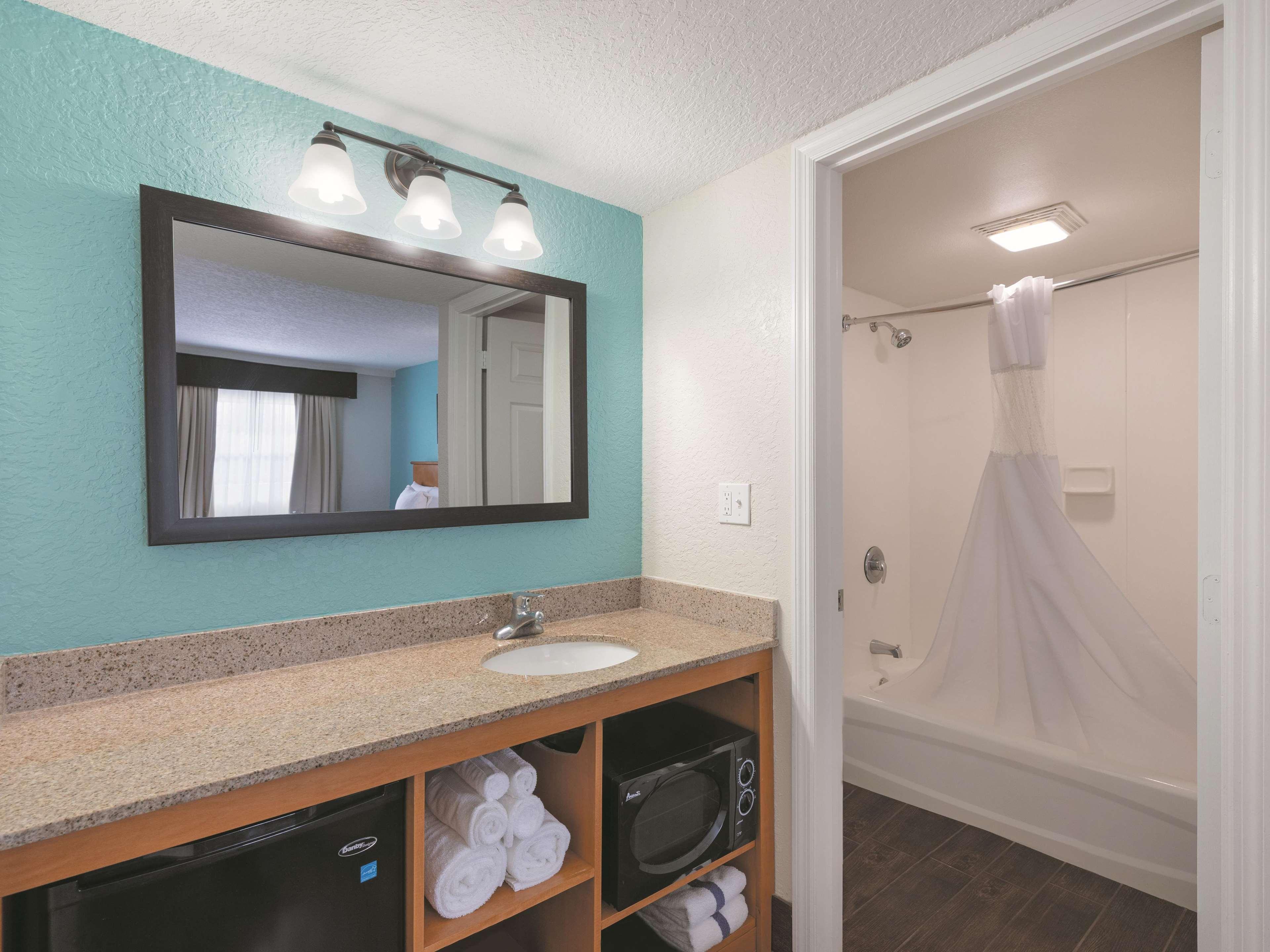 La Quinta Inn By Wyndham Cocoa Beach-Port Canaveral Екстер'єр фото