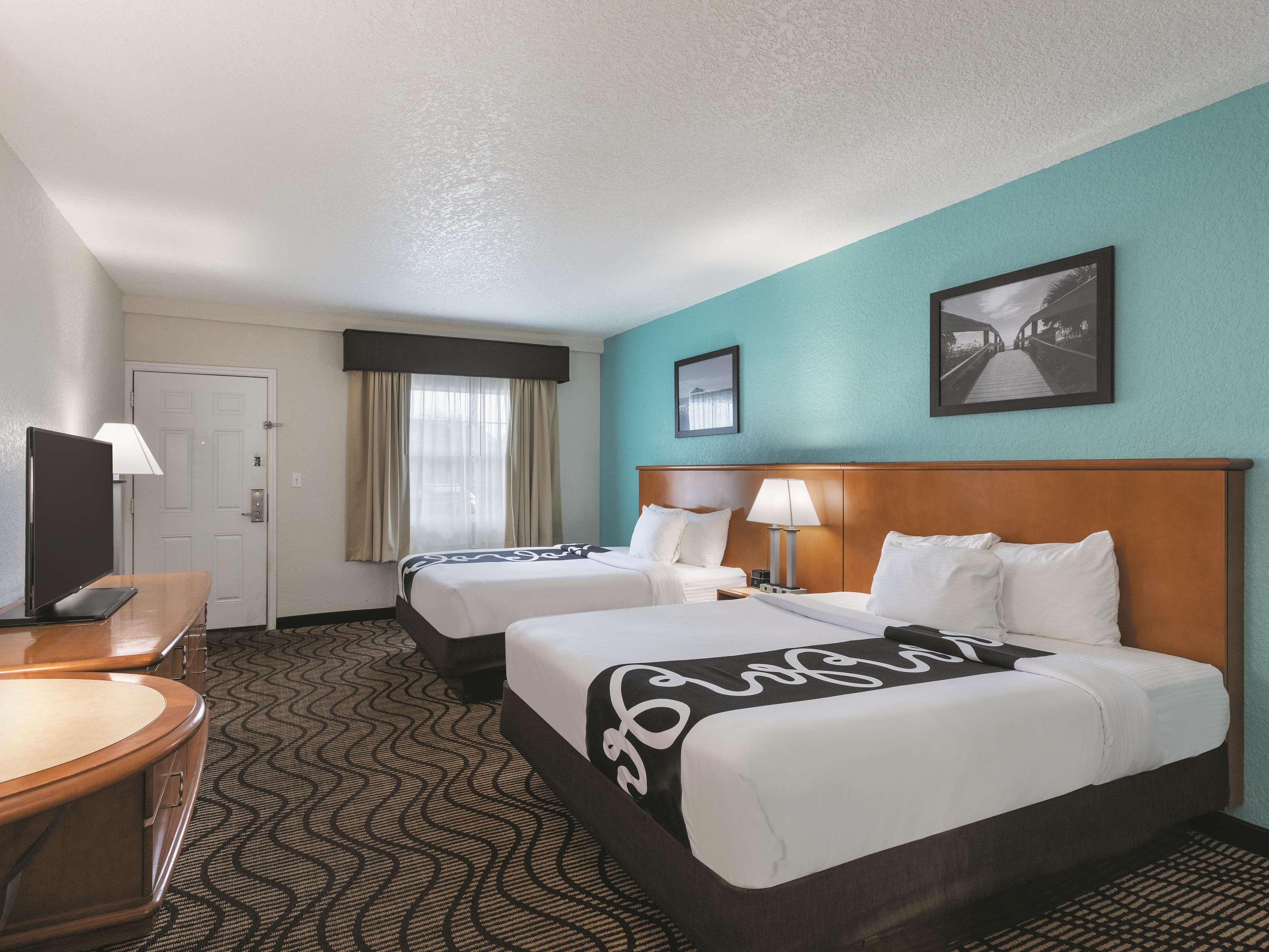 La Quinta Inn By Wyndham Cocoa Beach-Port Canaveral Екстер'єр фото