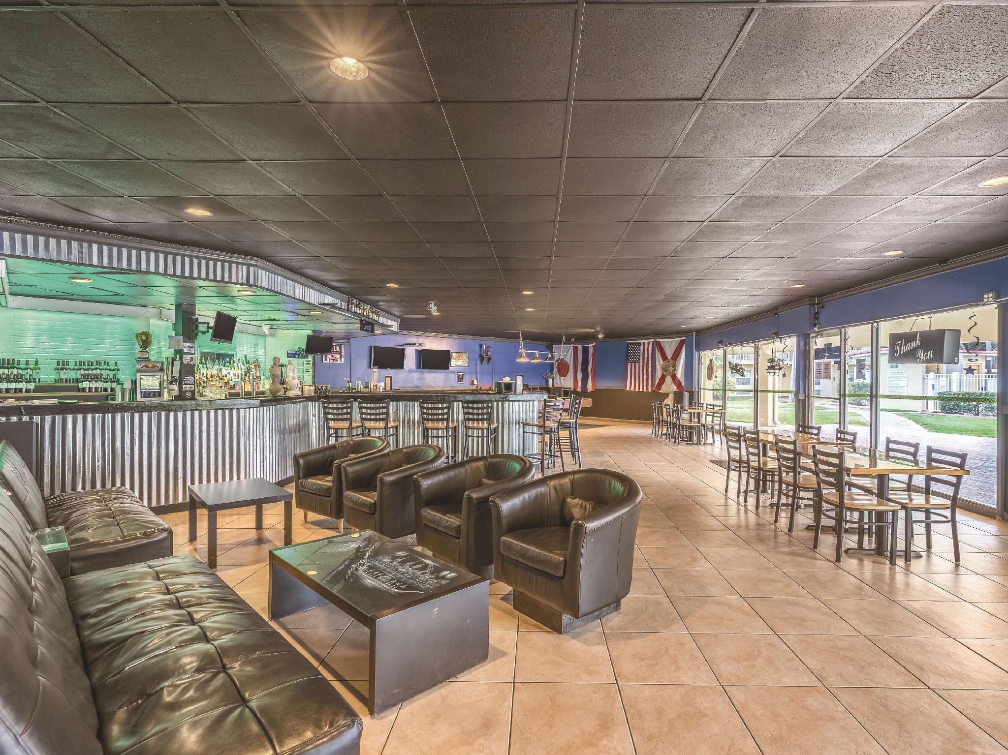 La Quinta Inn By Wyndham Cocoa Beach-Port Canaveral Екстер'єр фото