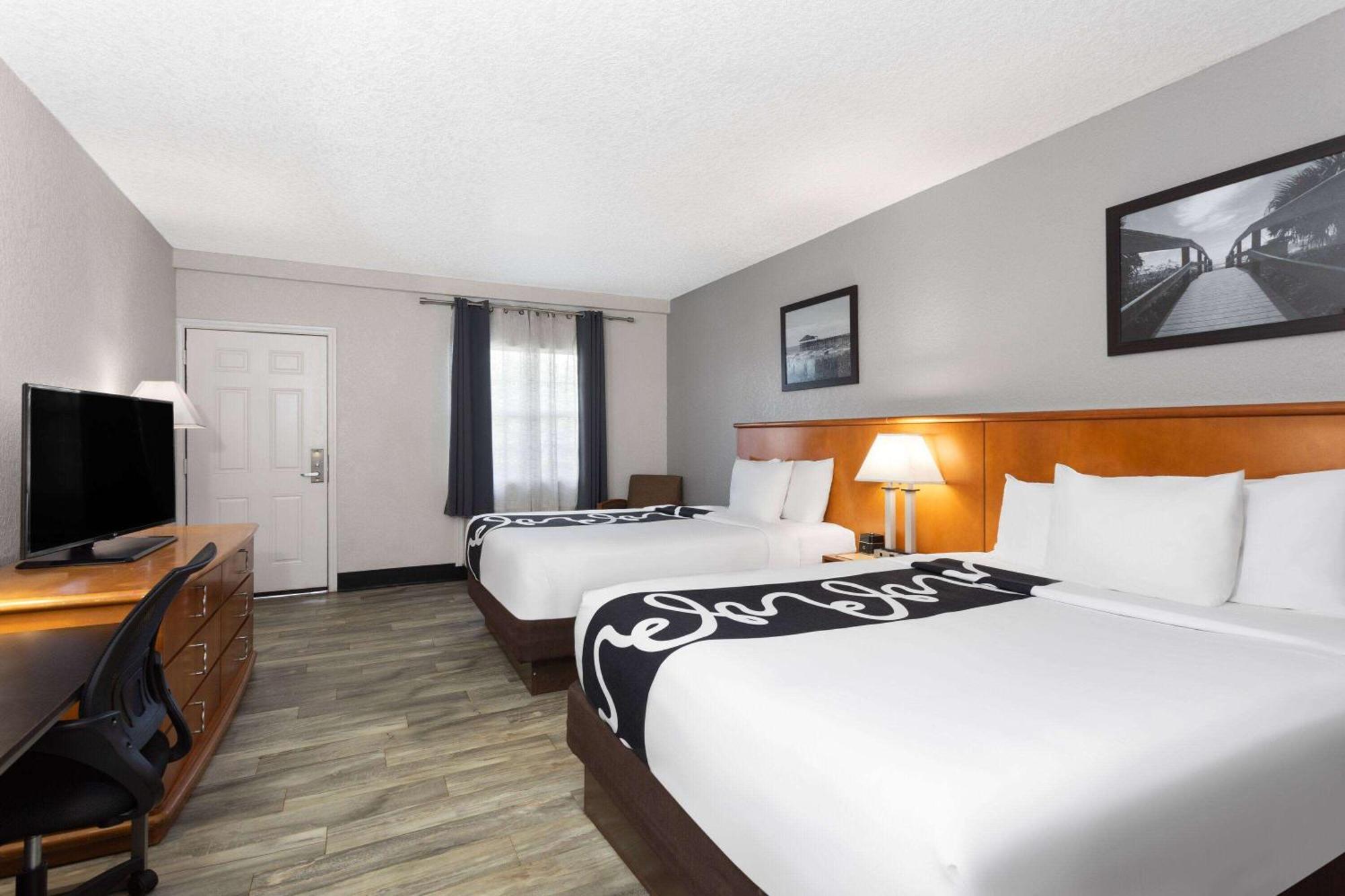 La Quinta Inn By Wyndham Cocoa Beach-Port Canaveral Екстер'єр фото