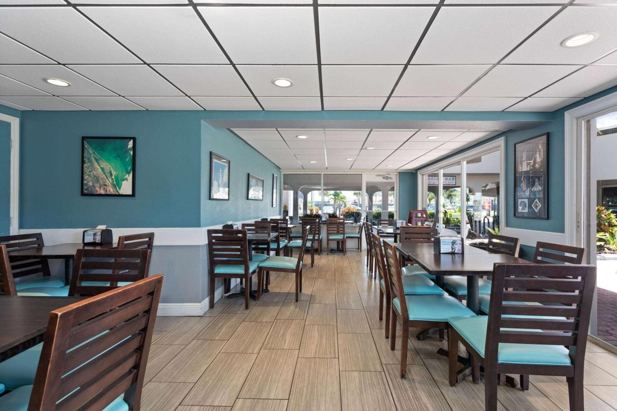 La Quinta Inn By Wyndham Cocoa Beach-Port Canaveral Екстер'єр фото