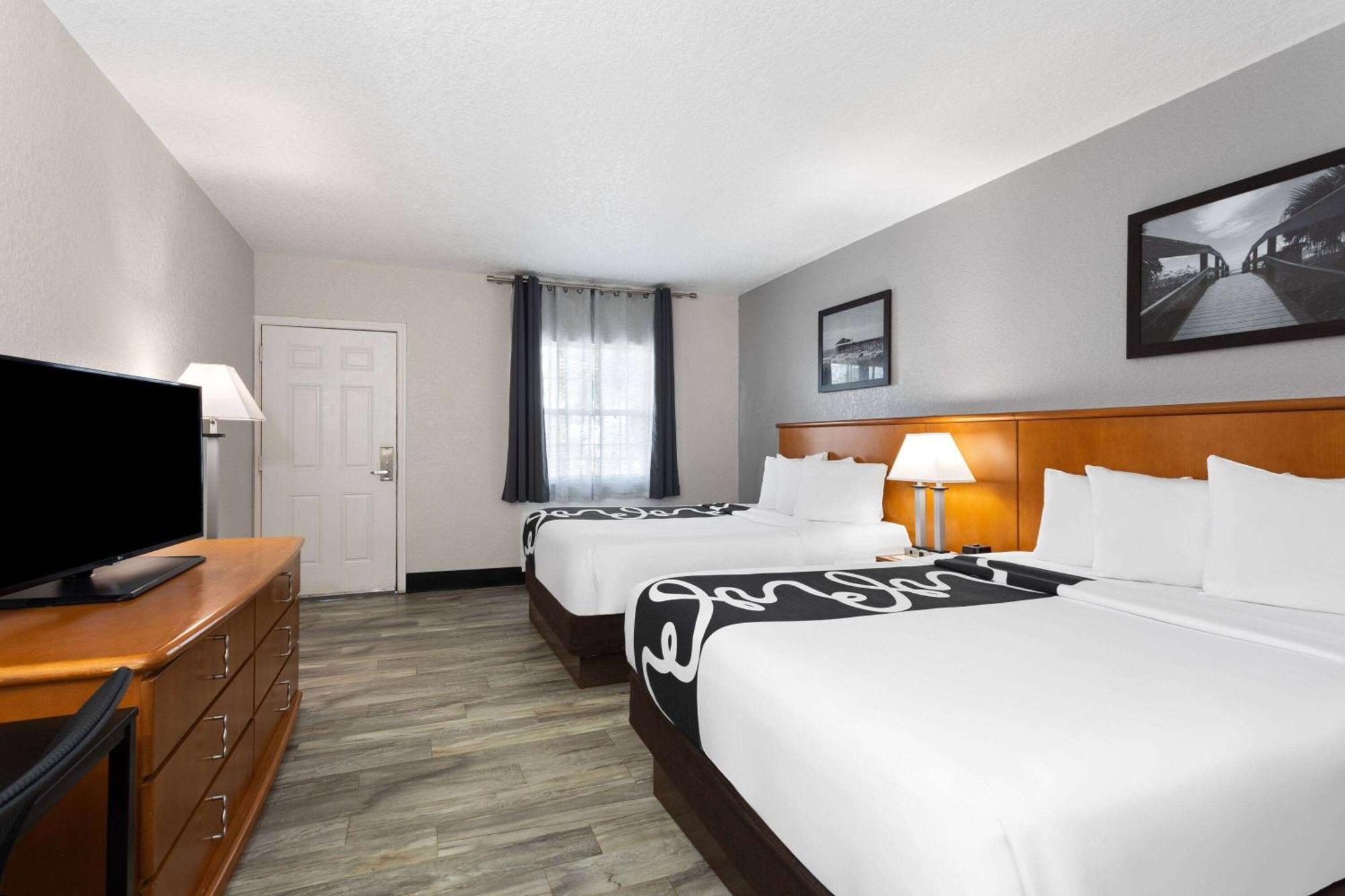 La Quinta Inn By Wyndham Cocoa Beach-Port Canaveral Екстер'єр фото
