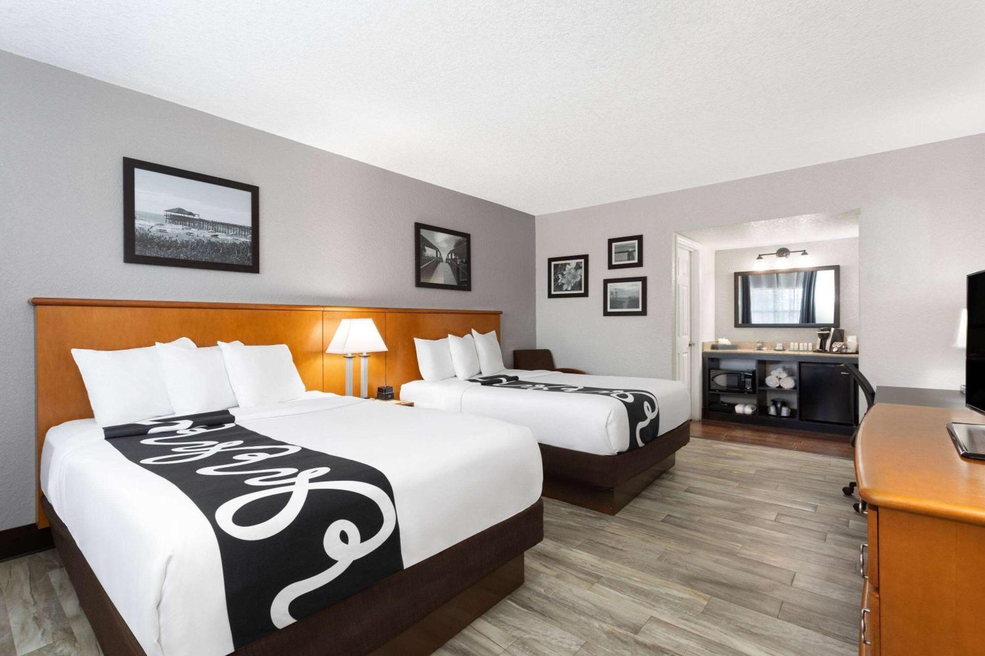 La Quinta Inn By Wyndham Cocoa Beach-Port Canaveral Екстер'єр фото